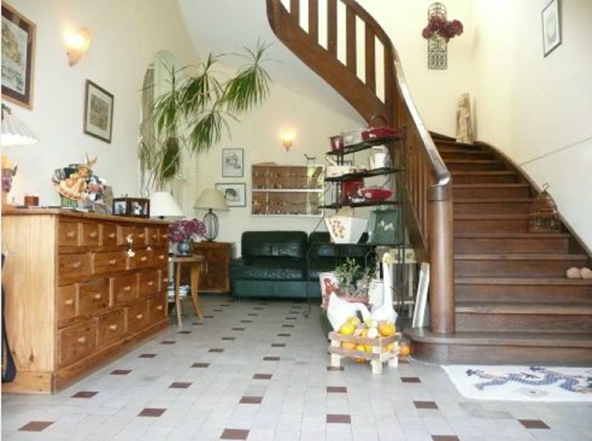 Manoir De Bois En Ardres Panzió Kültér fotó