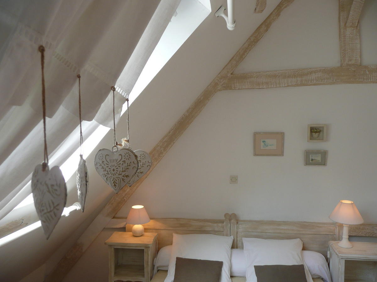 Manoir De Bois En Ardres Panzió Szoba fotó